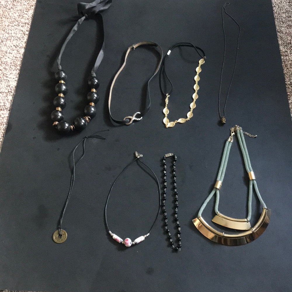 Vintage necklace lot - Picture 1 of 6